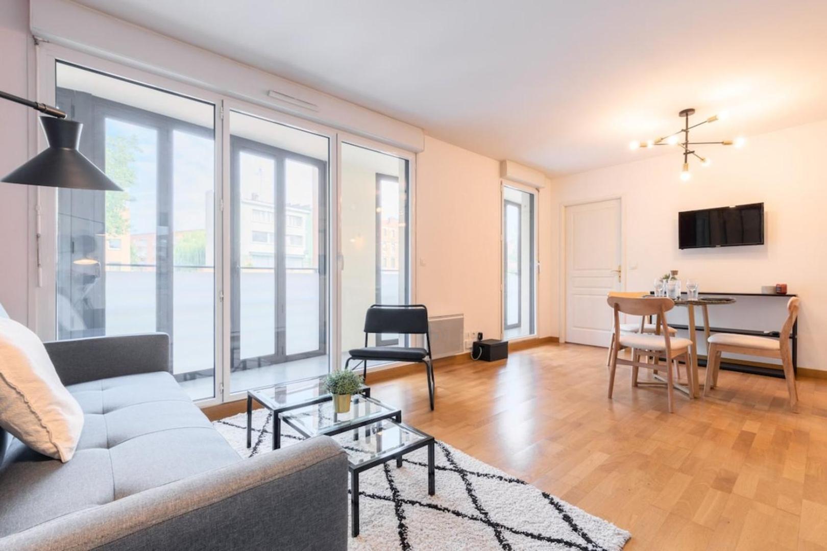 Euratechnologies - Bright Apartment With Parking Lille Eksteriør billede
