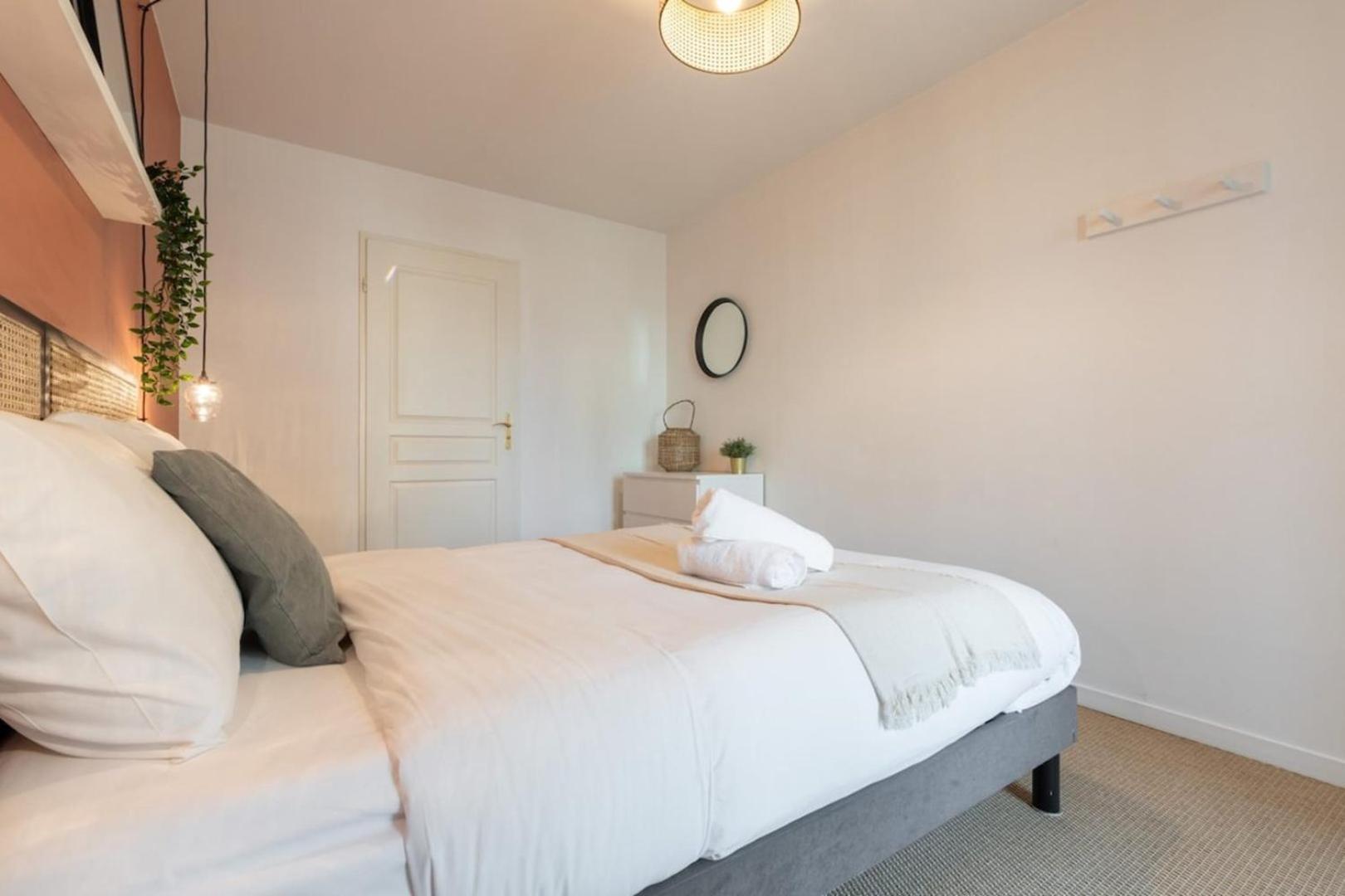 Euratechnologies - Bright Apartment With Parking Lille Eksteriør billede